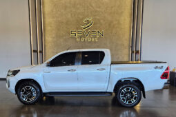TOYOTA HILUX 2.8 D-4D TURBO DIESEL CD SRX 4X4 AUTOMÁTICO 2025