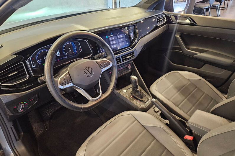 VOLKSWAGEN NIVUS 1.0 200 TSI TOTAL FLEX HIGHLINE AUTOMÁTICO 2022