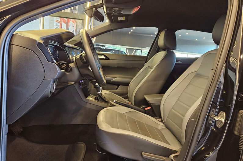 VOLKSWAGEN NIVUS 1.0 200 TSI TOTAL FLEX HIGHLINE AUTOMÁTICO 2023