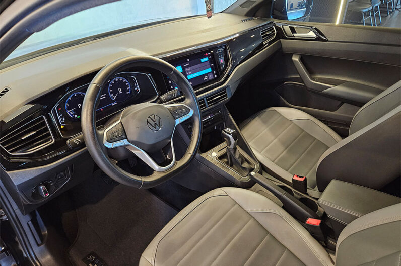 VOLKSWAGEN NIVUS 1.0 200 TSI TOTAL FLEX HIGHLINE AUTOMÁTICO 2023