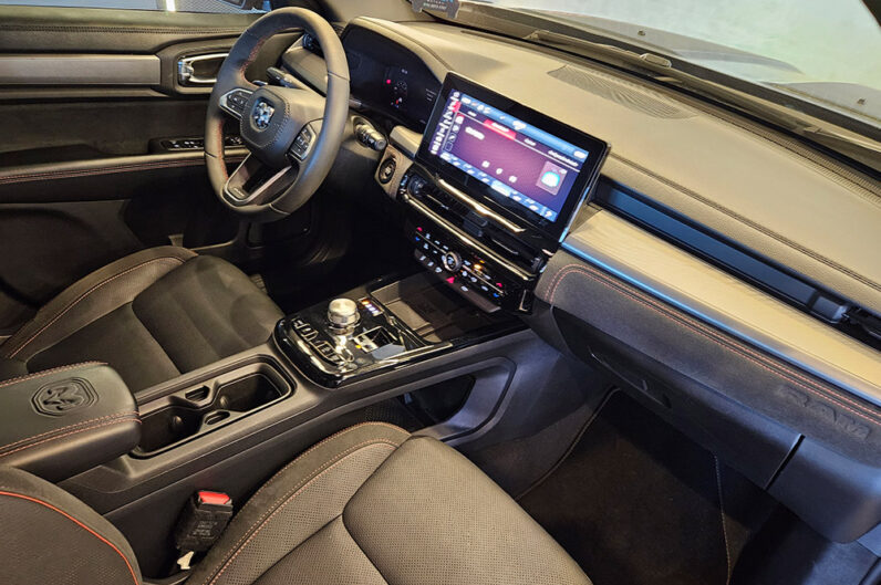 RAM RAMPAGE 2.0 HURRICANE 4 TURBO GASOLINA R/T 4X4 AUTOMÁTICO 2024