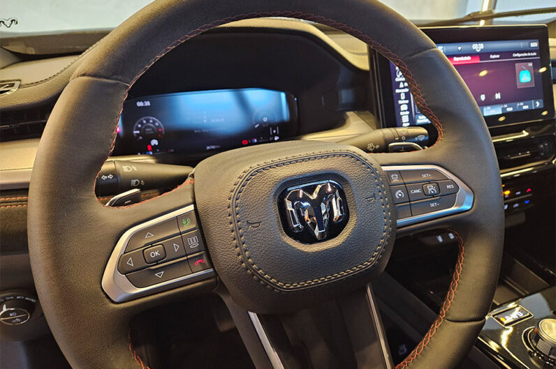 RAM RAMPAGE 2.0 HURRICANE 4 TURBO GASOLINA R/T 4X4 AUTOMÁTICO 2024