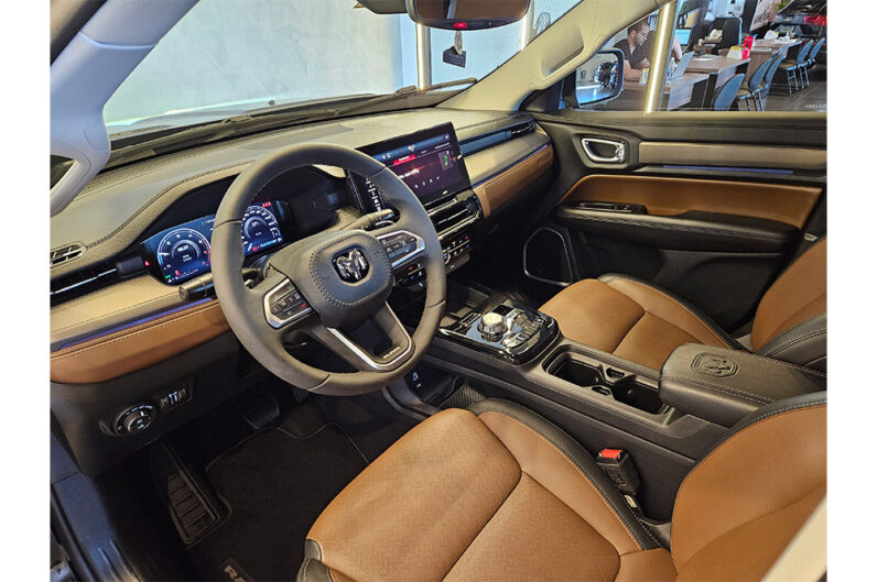 RAM RAMPAGE 2.0 HURRICANE 4 TURBO GASOLINA LARAMIE 4X4 AUTOMÁTICO 2024