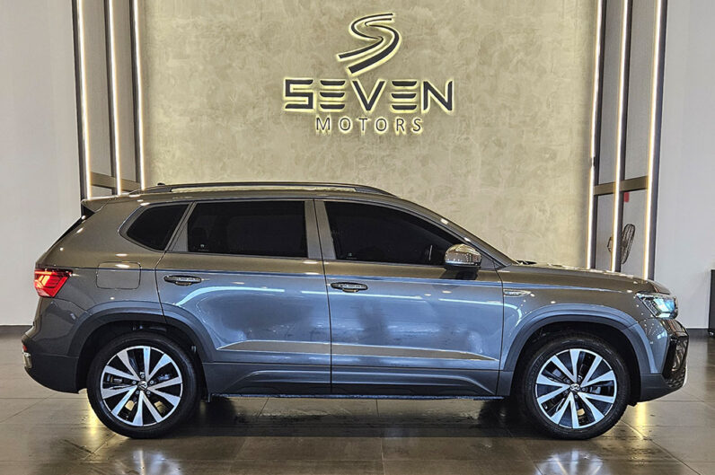 VOLKSWAGEN TAOS 1.4 250 TSI TOTAL FLEX COMFORTLINE AUTOMÁTICO 2023
