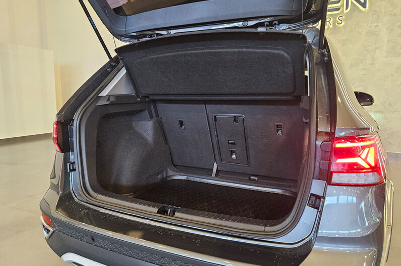 VOLKSWAGEN TAOS 1.4 250 TSI TOTAL FLEX COMFORTLINE AUTOMÁTICO 2023