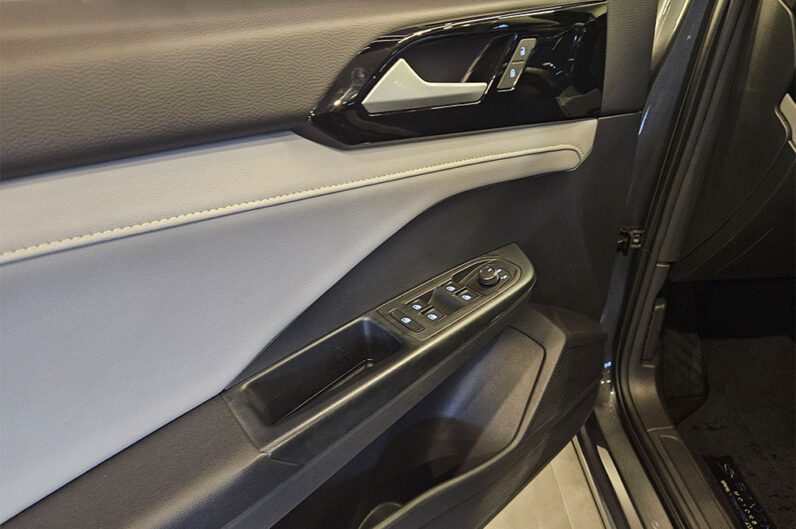 VOLKSWAGEN TAOS 1.4 250 TSI TOTAL FLEX COMFORTLINE AUTOMÁTICO 2023