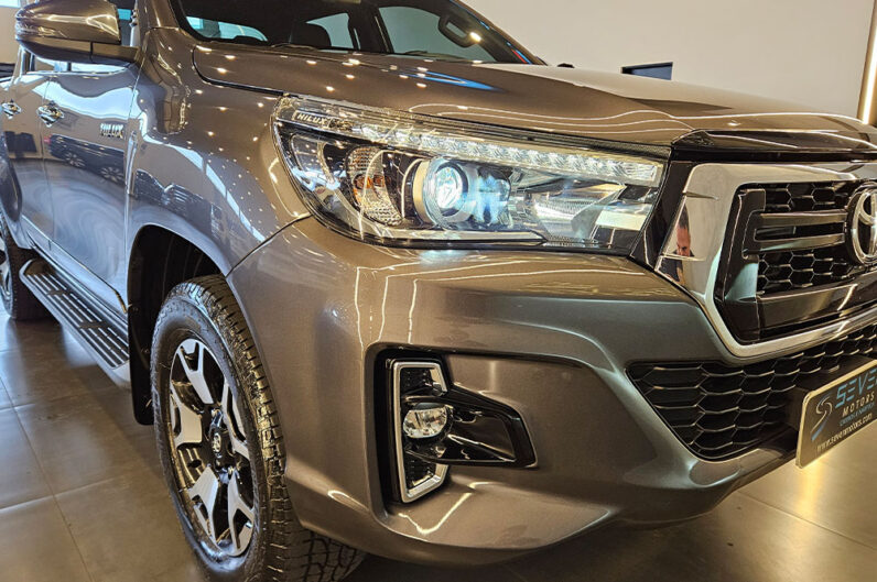 TOYOTA HILUX 2.8 SRX 4X4 CD 16V DIESEL 4P AUTOMÁTICO 2019
