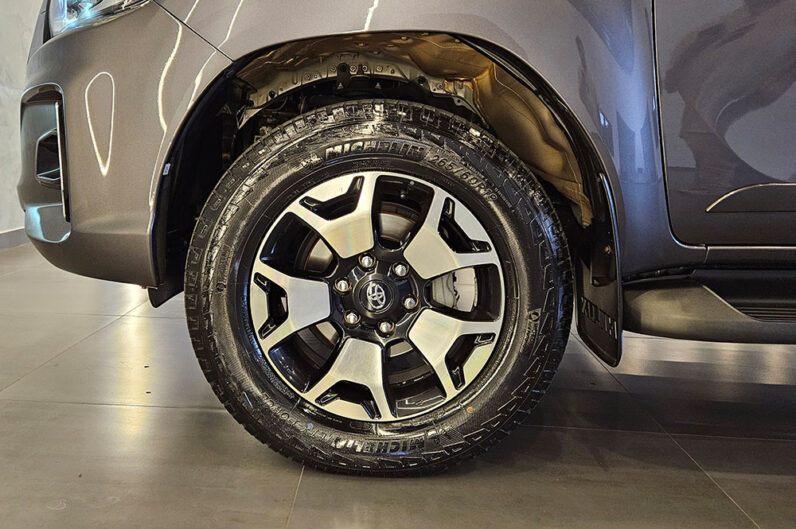 TOYOTA HILUX 2.8 SRX 4X4 CD 16V DIESEL 4P AUTOMÁTICO 2019