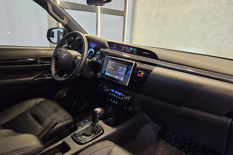 TOYOTA HILUX 2.8 SRX 4X4 CD 16V DIESEL 4P AUTOMÁTICO 2019