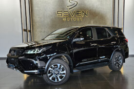 TOYOTA HILUX SW4 2.8 D-4D TURBO DIESEL DIAMOND 7L 4X4 AUTOMÁTICO 2025