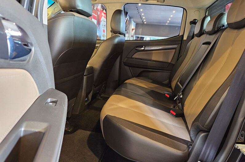 CHEVROLET S10 2.8 16V TURBO DIESEL HIGH COUNTRY CD 4X4 AUTOMÁTICO 2025