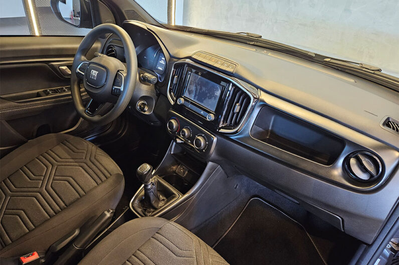 FIAT STRADA 1.3 FIREFLY FLEX VOLCANO CD MANUAL 2026