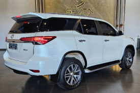 TOYOTA HILUX SW4 2.8 SRX 4X4 7 LUGARES 16V TURBO INTERCOOLER DIESEL 4P AUTOMÁTICO 2020