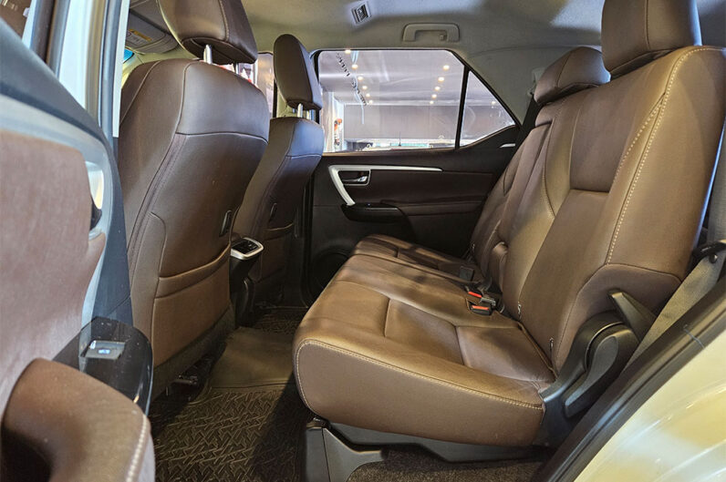 TOYOTA HILUX SW4 2.8 SRX 4X4 7 LUGARES 16V TURBO INTERCOOLER DIESEL 4P AUTOMÁTICO 2020