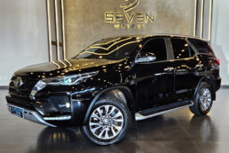 TOYOTA HILUX SW4 2.8 D-4D TURBO DIESEL SRX 7L 4X4 AUTOMÁTICO 2022