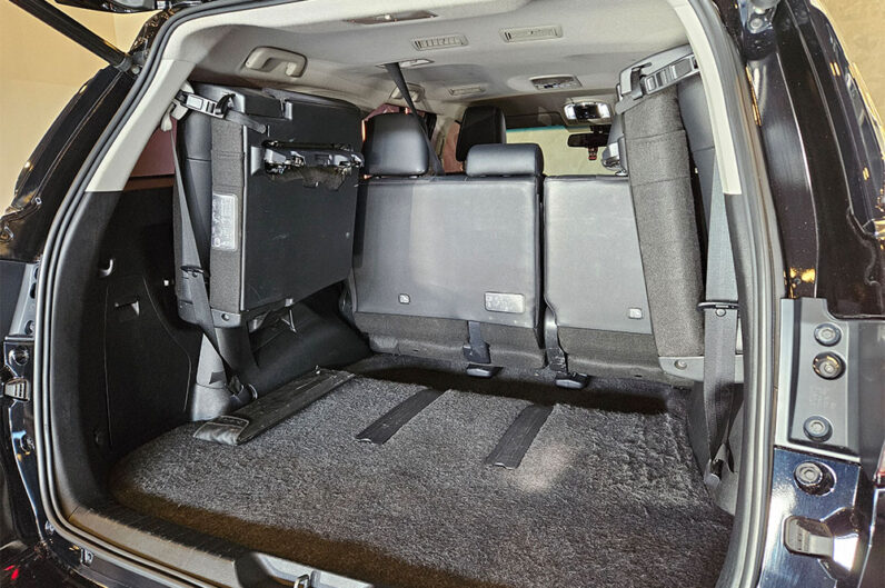 TOYOTA HILUX SW4 2.8 D-4D TURBO DIESEL SRX 7L 4X4 AUTOMÁTICO 2022