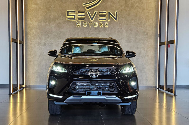 TOYOTA HILUX SW4 2.8 D-4D TURBO DIESEL DIAMOND 7L 4X4 AUTOMÁTICO 2026