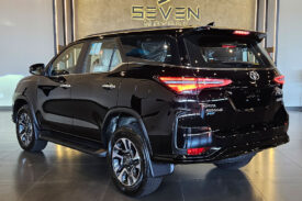 TOYOTA HILUX SW4 2.8 D-4D TURBO DIESEL DIAMOND 7L 4X4 AUTOMÁTICO 2026