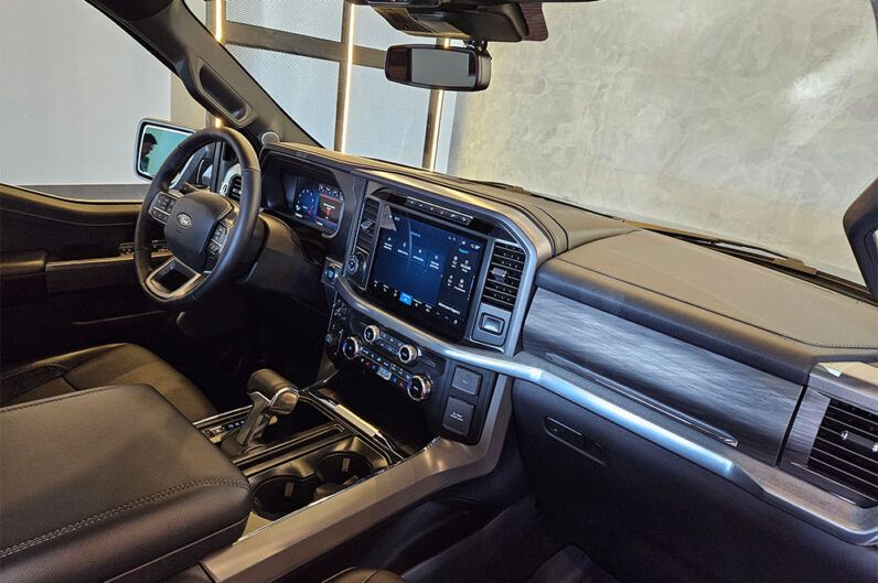 FORD F-150 5.0 V8 GASOLINA CD LARIAT FX4 AUTOMÁTICO 2024