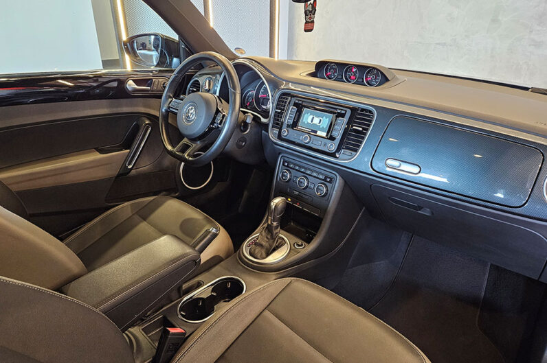 VOLKSWAGEN FUSCA 2.0 TSI 16V GASOLINA 2P AUTOMÁTICO 2014