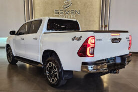 TOYOTA HILUX 2.8 D-4D TURBO DIESEL CD SRX 4X4 AUTOMÁTICO 2022
