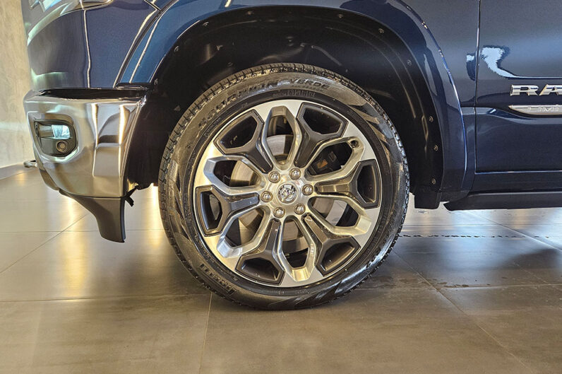 RAM 1500 5.7 V8 GASOLINA LIMITED CD 4X4 AUTOMÁTICO 2024