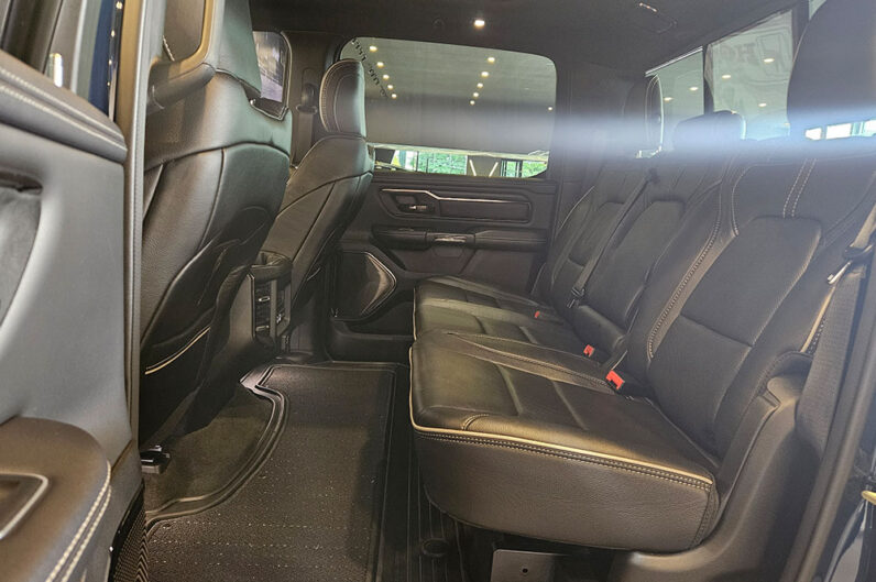 RAM 1500 5.7 V8 GASOLINA LIMITED CD 4X4 AUTOMÁTICO 2024