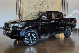TOYOTA HILUX 2.8 D-4D TURBO DIESEL CD SRX 4X4 AUTOMÁTICO 2023