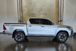TOYOTA HILUX 2.8 D-4D TURBO DIESEL CD SRV 4X4 AUTOMÁTICO 2024