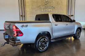 TOYOTA HILUX 2.8 D-4D TURBO DIESEL CD SRV 4X4 AUTOMÁTICO 2024