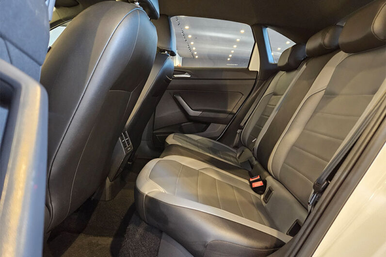 VOLKSWAGEN NIVUS 1.0 200 TSI TOTAL FLEX HIGHLINE AUTOMÁTICO 2022