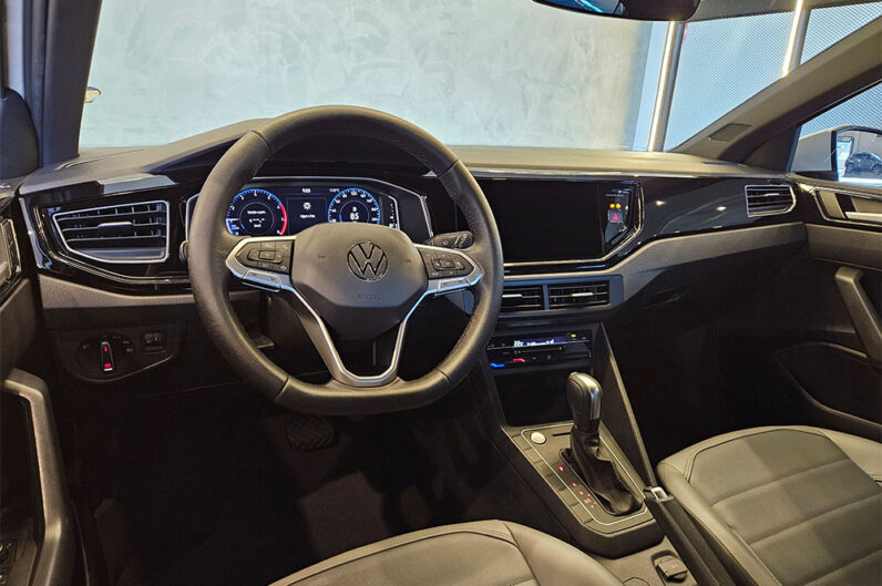 VOLKSWAGEN NIVUS 1.0 200 TSI TOTAL FLEX HIGHLINE AUTOMÁTICO 2022