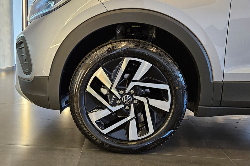 VOLKSWAGEN T-CROSS 1.0 200 TSI TOTAL FLEX COMFORTLINE AUTOMÁTICO 2026
