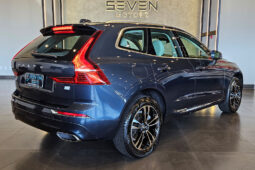 VOLVO XC60 2.0 T8 HYBRID MOMENTUM AWD GEARTRONIC 2021