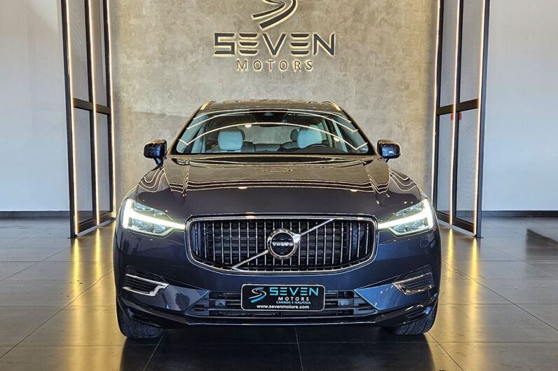 VOLVO XC60 2.0 T8 HYBRID MOMENTUM AWD GEARTRONIC 2021