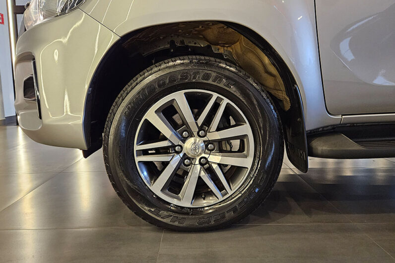 TOYOTA HILUX 2.7 SRV 4X4 CD 16V FLEX 4P AUTOMÁTICO 2019