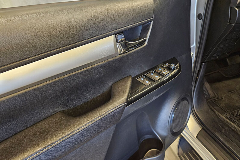 TOYOTA HILUX 2.7 SRV 4X4 CD 16V FLEX 4P AUTOMÁTICO 2019