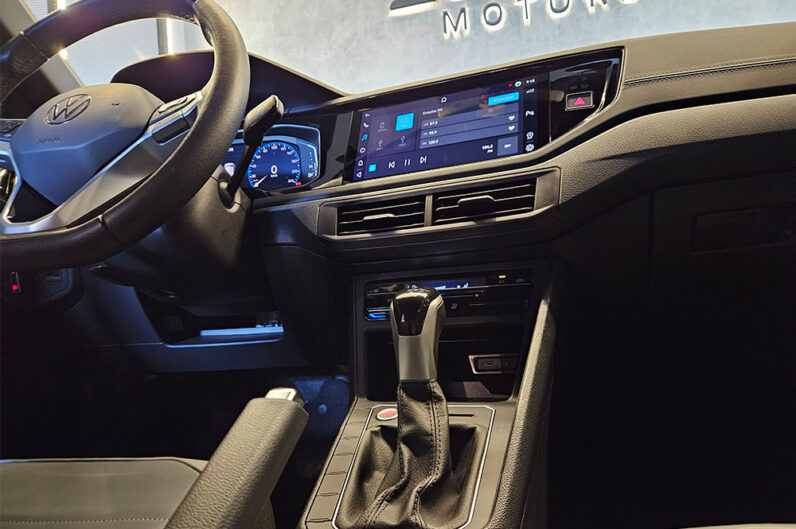 VOLKSWAGEN NIVUS 1.0 200 TSI TOTAL FLEX HIGHLINE AUTOMÁTICO 2024