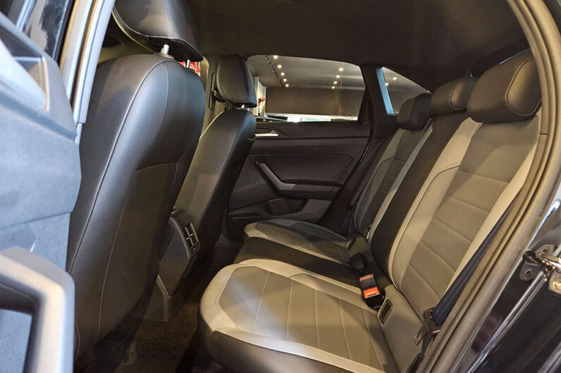 VOLKSWAGEN NIVUS 1.0 200 TSI TOTAL FLEX HIGHLINE AUTOMÁTICO 2024