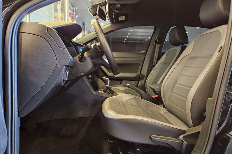 VOLKSWAGEN NIVUS 1.0 200 TSI TOTAL FLEX HIGHLINE AUTOMÁTICO 2024