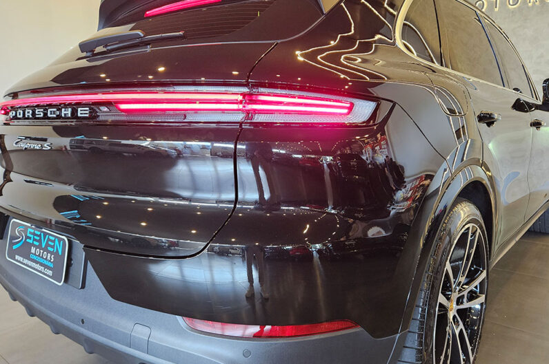PORSCHE CAYENNE 3.0 V6 S E-HYBRID AWD TIPTRONIC S 2024