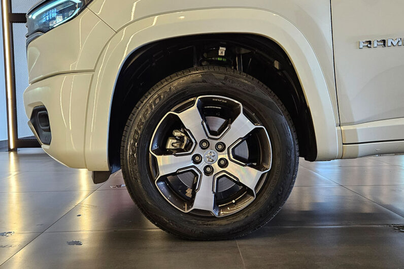 RAM RAMPAGE 2.2 TURBO DIESEL LARAMIE 4X4 AUTOMÁTICO 2025