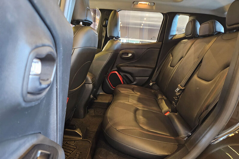 JEEP RENEGADE 2.0 16V TURBO DIESEL TRAILHAWK 4P 4X4 AUTOMÁTICO 2019