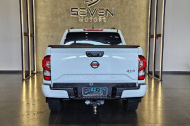 NISSAN FRONTIER 2.3 16V TURBO DIESEL PRO4X CD 4X4 AUTOMÁTICO 2023