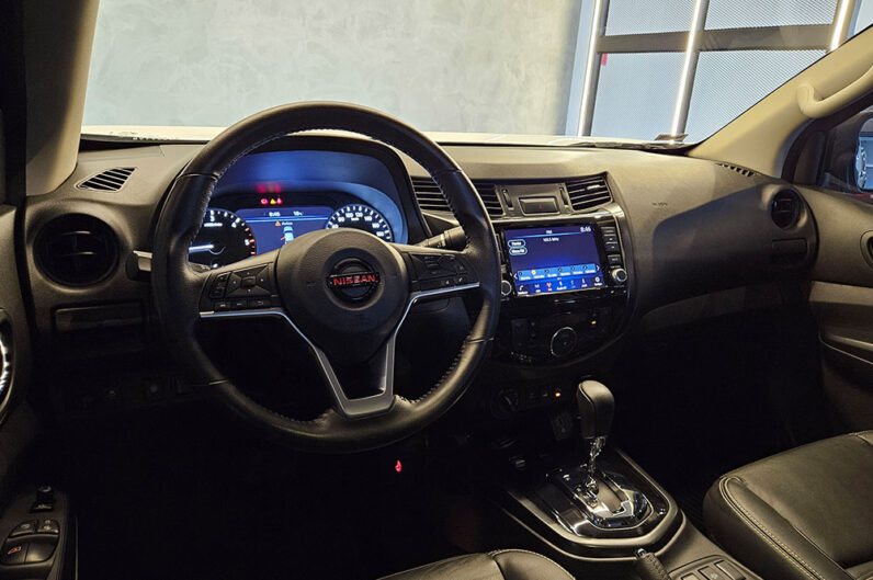 NISSAN FRONTIER 2.3 16V TURBO DIESEL PRO4X CD 4X4 AUTOMÁTICO 2023