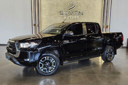 TOYOTA HILUX 2.8 D-4D TURBO DIESEL CD SRV 4X4 AUTOMÁTICO 2022