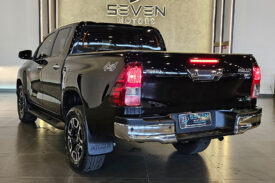 TOYOTA HILUX 2.8 D-4D TURBO DIESEL CD SRV 4X4 AUTOMÁTICO 2022