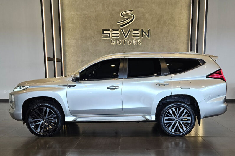 MITSUBISHI PAJERO SPORT 2.4 16V MIVEC TURBO DIESEL LEGEND AWD AUTOMÁTICO 2024