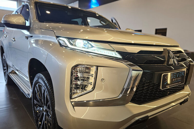 MITSUBISHI PAJERO SPORT 2.4 16V MIVEC TURBO DIESEL LEGEND AWD AUTOMÁTICO 2024