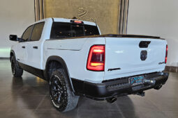 RAM 1500 5.7 V8 GASOLINA REBEL CD 4X4 AUTOMÁTICO 2023
